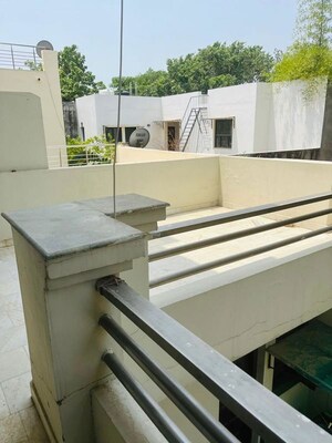 Balcony in 2 BHK Independent House at Sector 14 – for Rent