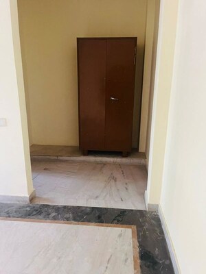 Room in 2 BHK Independent House at Sector 14 – for Rent
