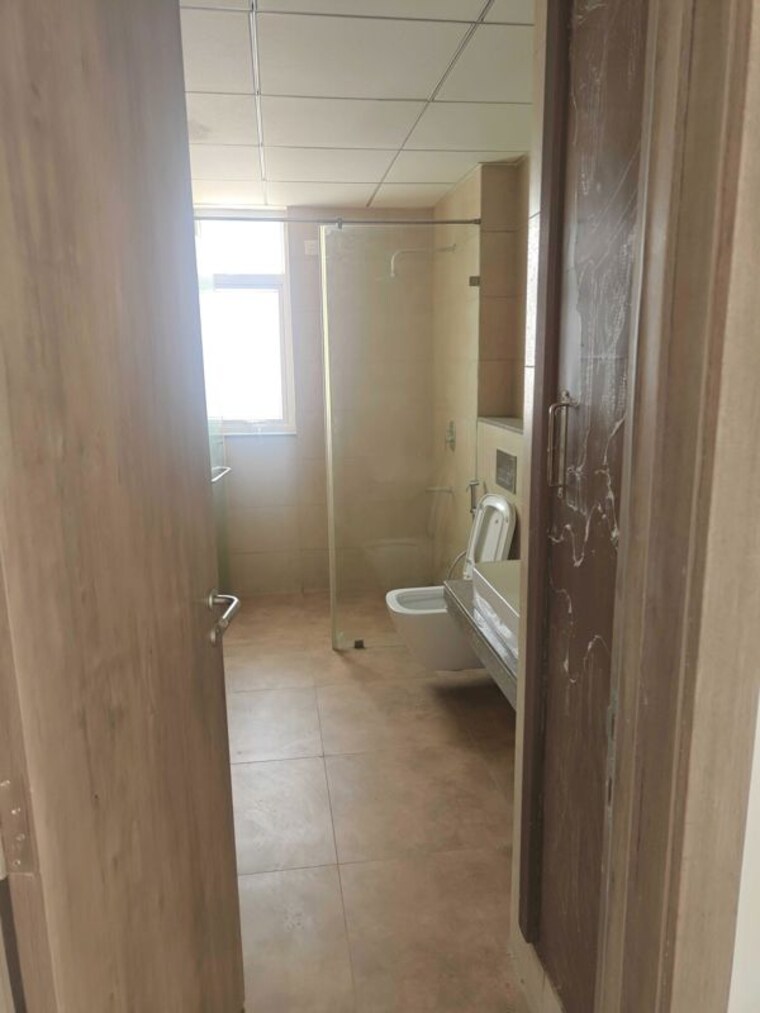 Bathroom, sector 23 3 Bedroom 1550 Sq.Ft. Builder Floor In Sector 23 Gurgaon 10684634