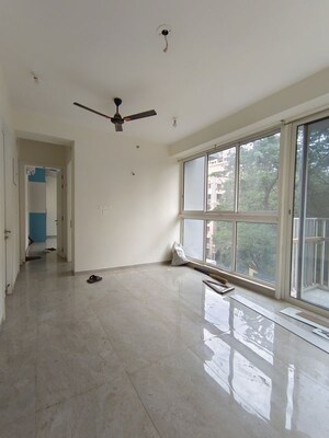 Room in 2 BHK Apartment at Tata Serein, Pokhran Road No Two – for Rent