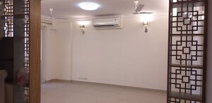 Room in 2 BHK Apartment at M3M Woodshire, Sector 107 – for Rent