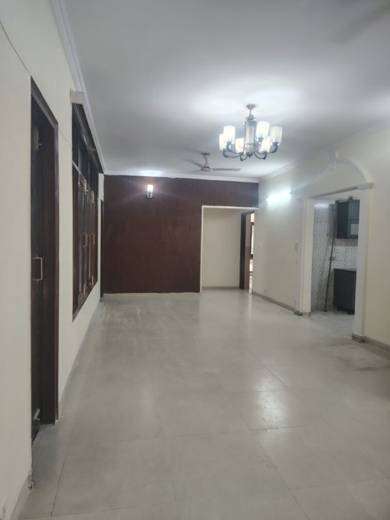 undefined, sector 56 Commercial Shop 1810 Sq.Ft. In Sector 56 Gurgaon 10684665