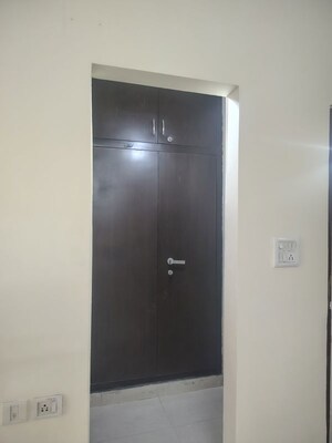 Furnished Amenities in  Shop at Sector 56 – for Rent