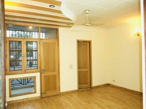 6+ BHK Villa For Sale in New Friends Colony