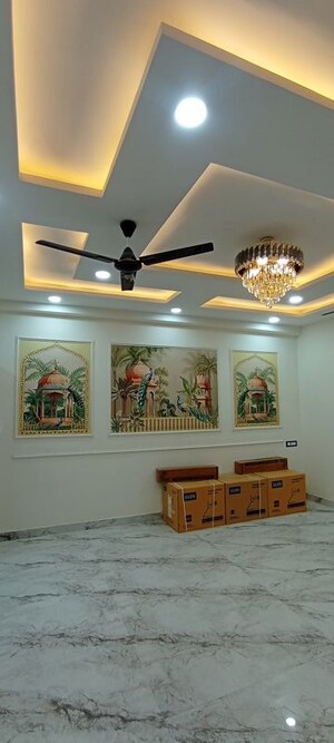 Room in 3 BHK Builder Floor at BPTP District 3, Sector 85 – for Sale