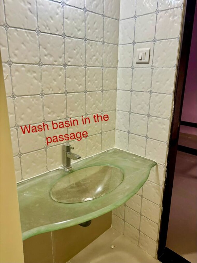 Bathroom, tharwani-heritage 2 Bedroom 960 Sq.Ft. Apartment In Kharghar Sector 7 Navi Mumbai 10684701