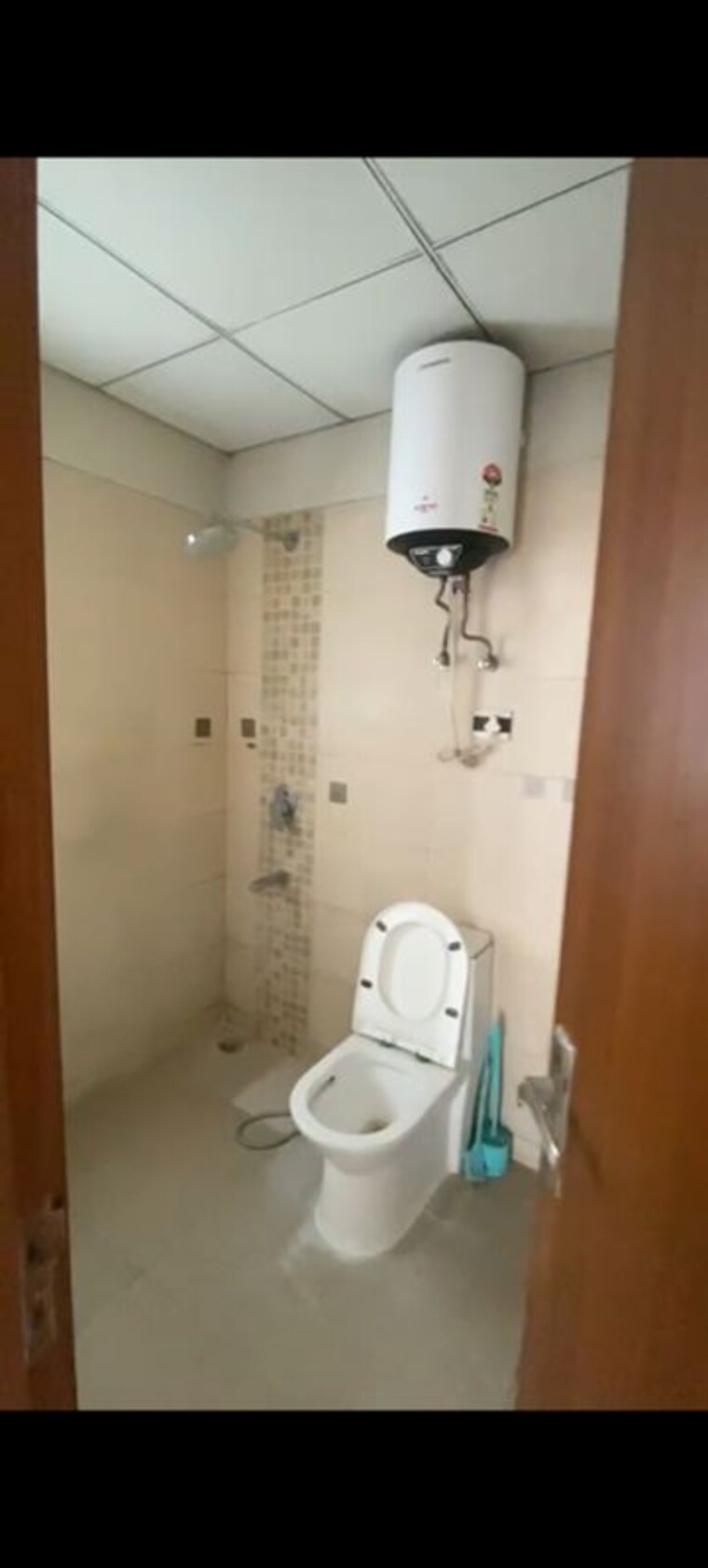 Bathroom, central-park-flower-valley 2.5 Bedroom 1093 Sq.Ft. Builder Floor In Sohna Sector 33 Gurgaon 10684651