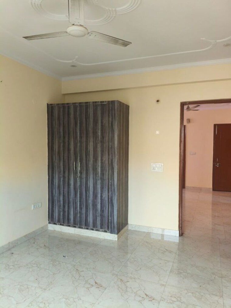 undefined, palam vihar 2 Bedroom 1800 Sq.Ft. Builder Floor In Palam Vihar Gurgaon 10684722