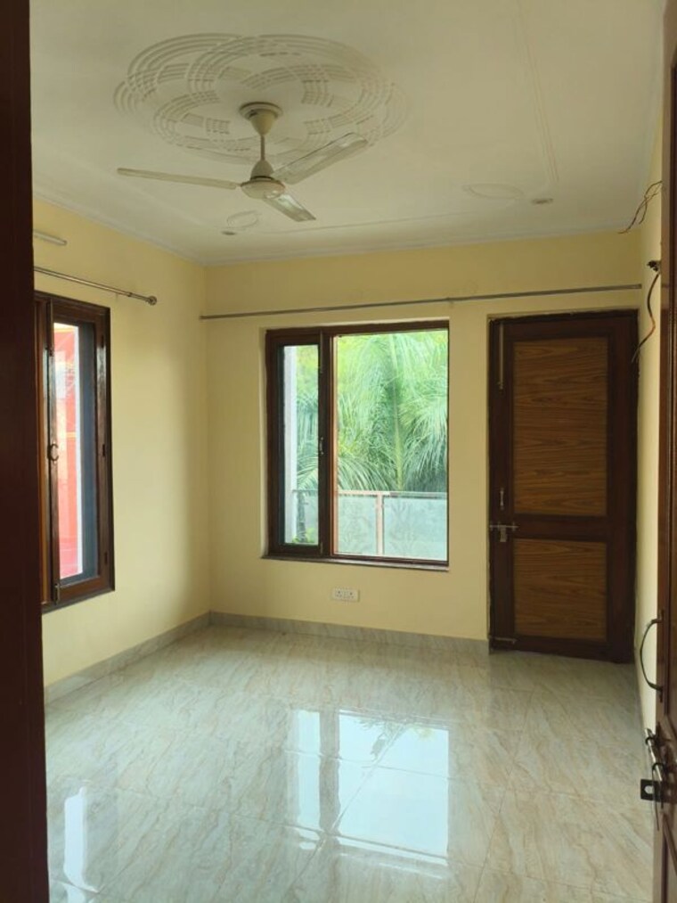 Room, palam vihar 2 Bedroom 1800 Sq.Ft. Builder Floor In Palam Vihar Gurgaon 10684722