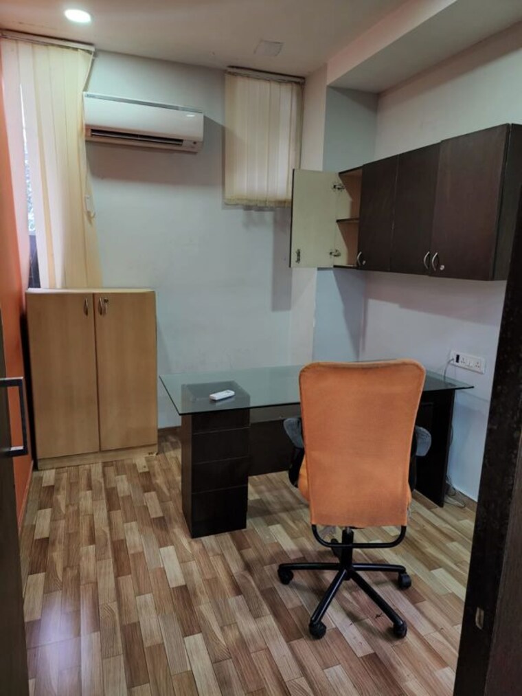 Team Area, goldline-business-center Commercial Office Space 2440 Sq.Ft. In Malad West Mumbai 10684322