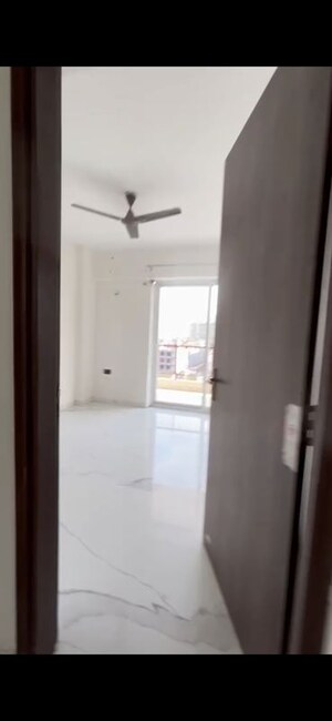Bathroom in 4 BHK Builder Floor at Emerald Anmol, Sector 88 – for Rent