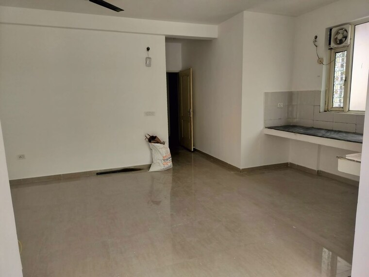 Room, pyramid-urban-homes 2 Bedroom 625 Sq.Ft. Apartment In Sector 70a Gurgaon 10684744