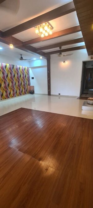 Furnished Amenities in 2 BHK Apartment at Bhoomi Park, Malad West – for Rent