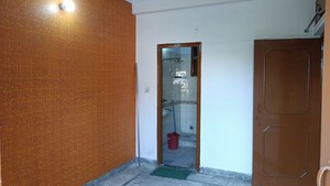 Room in 1 BHK Builder Floor at Vaishali Sector 2 – for Rent