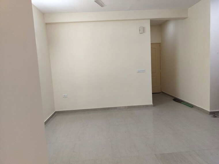 Room, pyramid-urban-homes 2 Bedroom 525 Sq.Ft. Apartment In Sector 70a Gurgaon 10684757