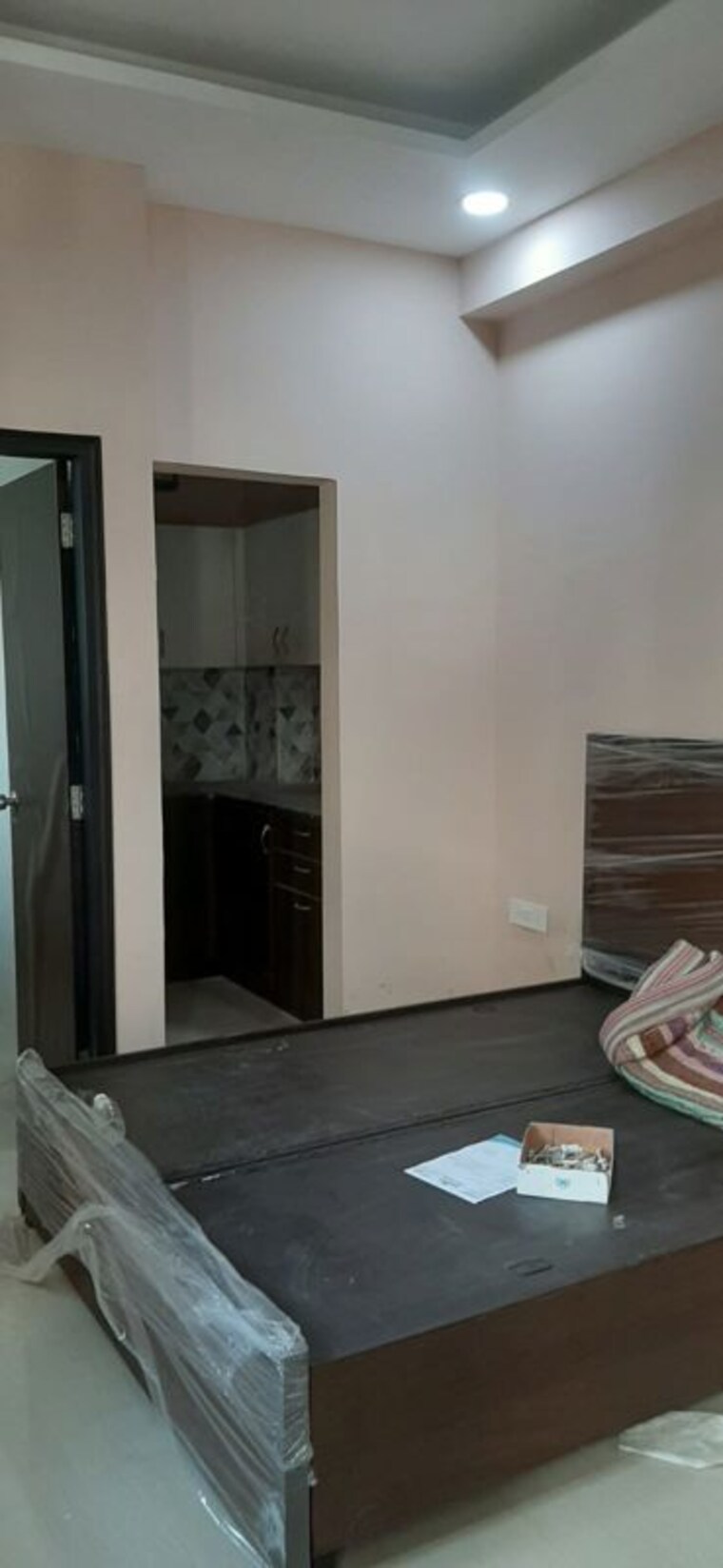 Room, sector 14 1 Bedroom 800 Sq.Ft. Independent House In Sector 14 Gurgaon 10684768