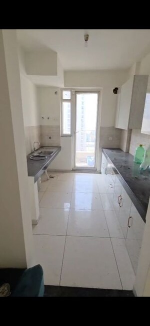 Bathroom in 3 BHK Apartment at BPTP Discovery Park, Sector 80 – for Rent