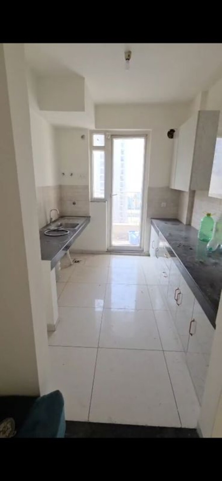 Bathroom, bptp-discovery-park 3 Bedroom 1625 Sq.Ft. Apartment In Sector 80 Faridabad 10684766