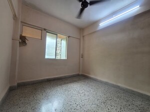 Room in 1 BHK Apartment at Sai Baba Complex Goregaon, Goregaon East – for Rent