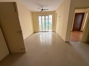 Room in 3 BHK Builder Floor at Sector 23 – for Rent