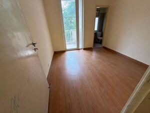 Room in 3 BHK Builder Floor at Sector 23 – for Rent