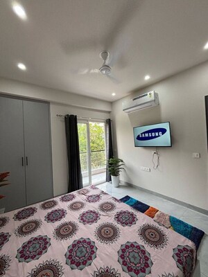 Bedroom in 1 BHK Independent House at Saket – for Rent