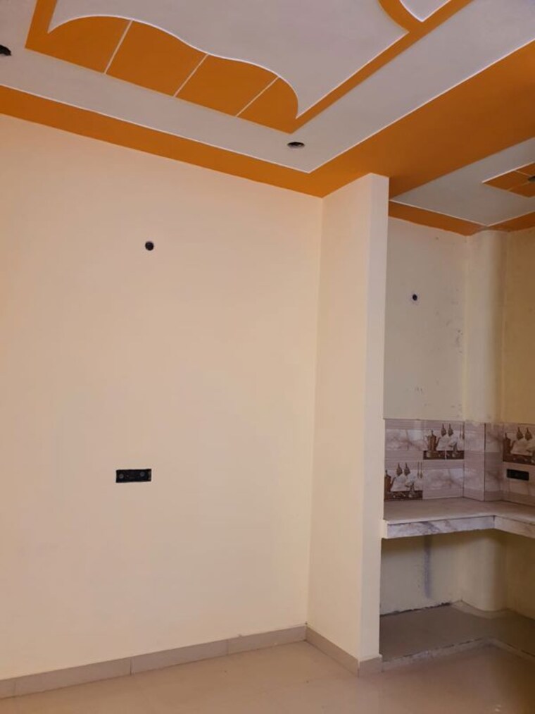 Room, sector 14 1 Bedroom 957 Sq.Ft. Independent House In Sector 14 Gurgaon 10684828