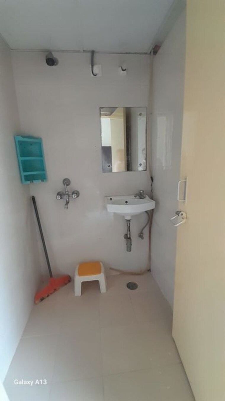 Bathroom, lotus-homz 1 Bedroom 405 Sq.Ft. Apartment In Sector 111 Gurgaon 10684831