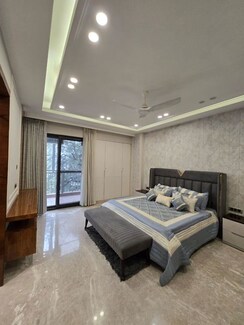 4 BHK +Builder Floor For Rent in Sector 21