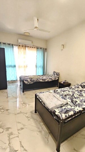 Bedroom in 4 BHK Apartment at Raheja Ridgewood, Goregaon East – for Rent