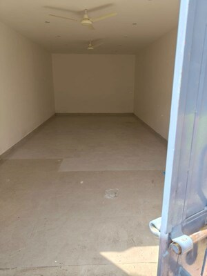  Shop For Rent in Vasundhara Sector 14