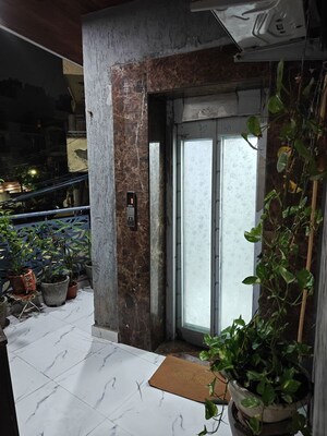 Balcony in 3 BHK Builder Floor at Ramesh Nagar – for Rent