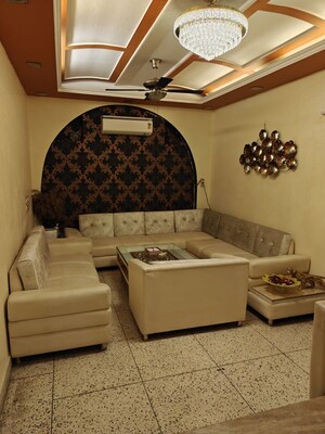 3 BHK Builder Floor For Rent in Ramesh Nagar