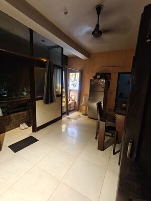 Team Area in 3 BHK Builder Floor at Ramesh Nagar – for Rent