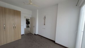 Room in 3 BHK Apartment at Mapsko Mount Ville, Sector 79 – for Rent