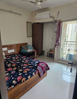 2 BHK Apartment For Sale in Rosa Oasis, Thane West