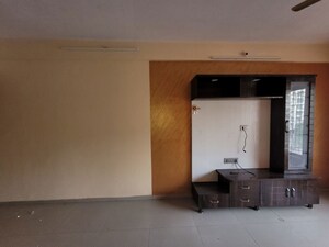 Furnished Amenities in 3 BHK Apartment at Godrej Emerald, Ghodbunder Road – for Rent