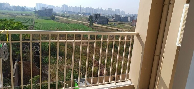 Balcony, vip road 3 Bedroom 1550 Sq.Ft. Apartment In Vip Road Zirakpur 10684925