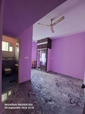 Room in 3 BHK Independent House at Hbr Layout – for Rent