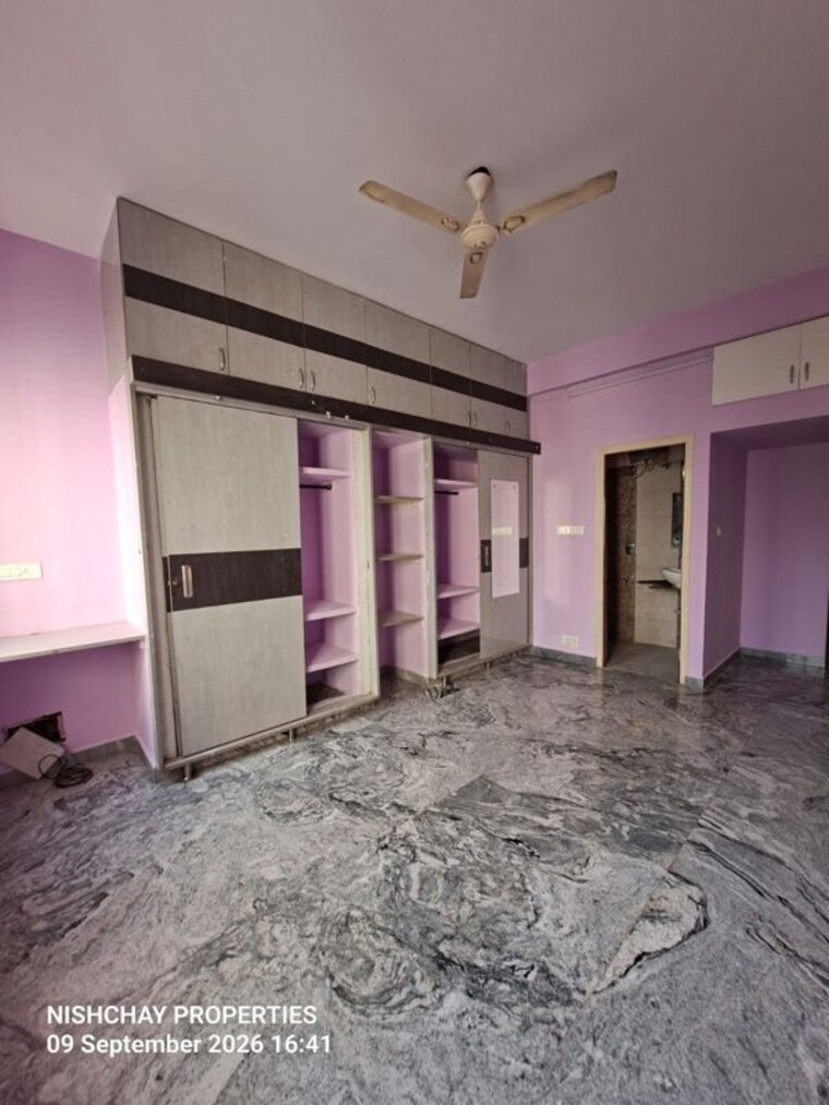 Room, hbr layout 3 Bedroom 1500 Sq.Ft. Independent House In Hbr Layout Bangalore 10684785