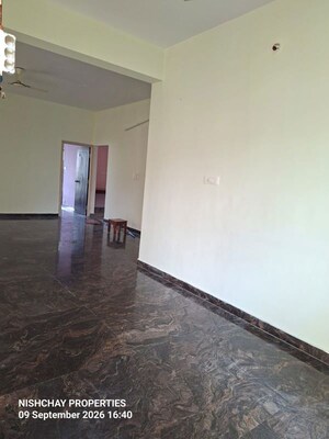 Room in 3 BHK Independent House at Hbr Layout – for Rent