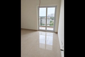 Room in 3 BHK Apartment at Origin Amogha, Kollur – for Rent