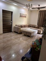 3 BHK 250 Sq.Yd. Builder Floor in Sector 14