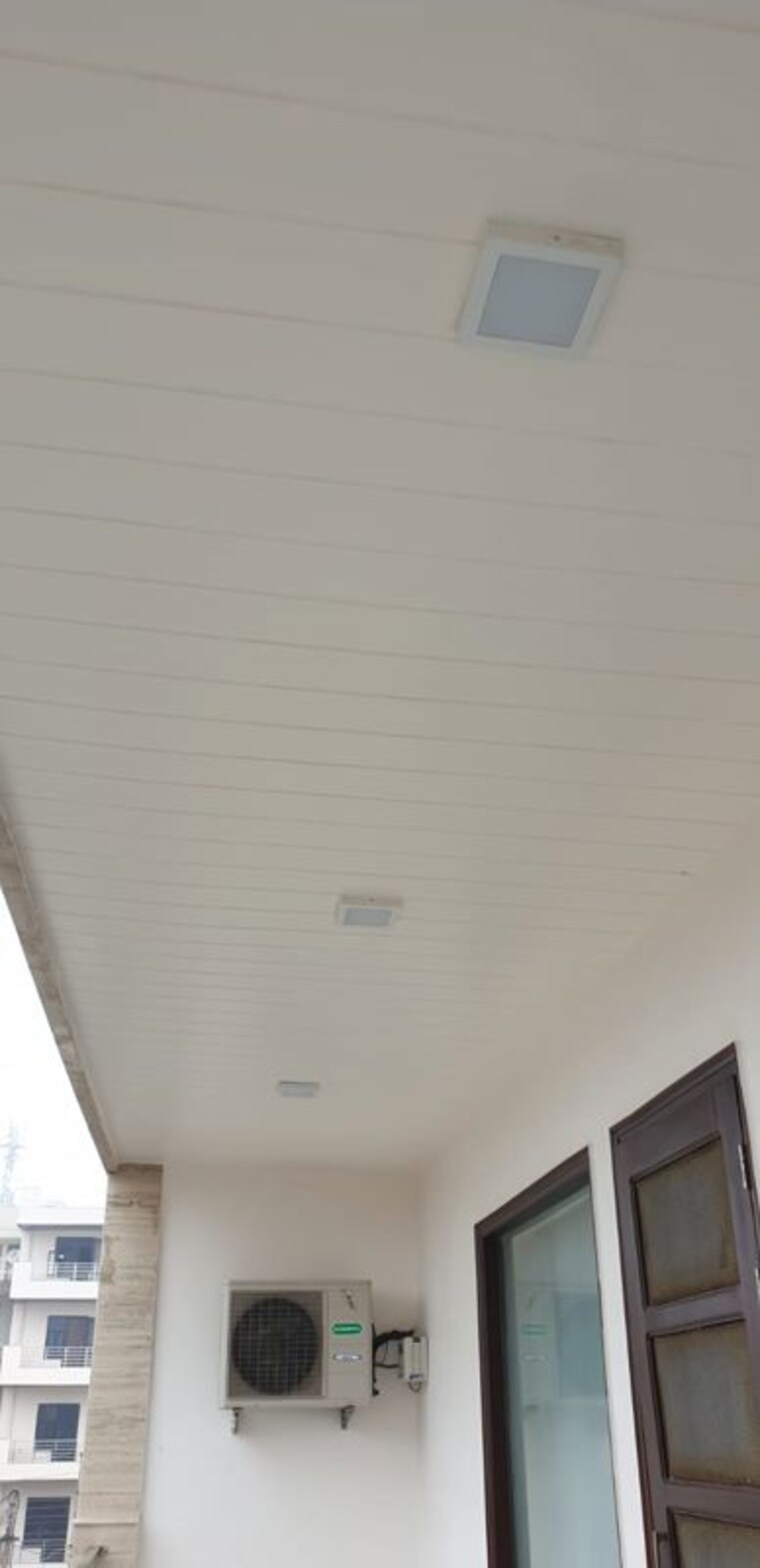 Room, sector 14 3 Bedroom 1700 Sq.Ft. Independent House In Sector 14 Gurgaon 10684926