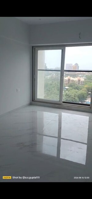Room in 2 BHK Apartment at Akshay Riviera, Versova – for Rent