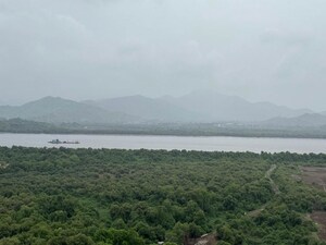 Plot Area in 3 BHK Apartment at Lodha Splendora River View, Ghodbunder Road – for Rent