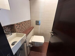 Washroom in 2 BHK Apartment at Juhu – for Rent