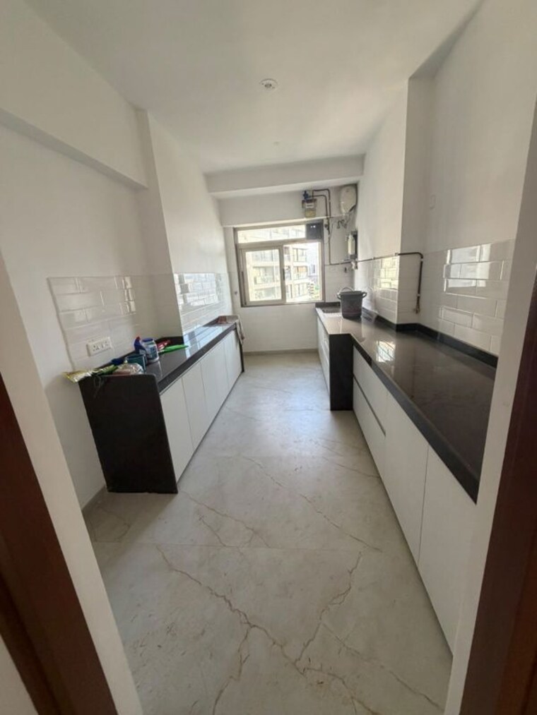 Kitchen, juhu 3 Bedroom 1150 Sq.Ft. Apartment In Juhu Mumbai 10685003
