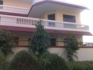 3 BHK Independent House – Exterior View View at Sector 14 - for Rent