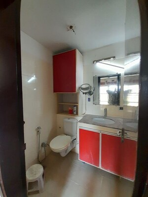 Kitchen in 3.5 BHK Apartment at BPTP Park Grandeura, Sector 82 – for Sale